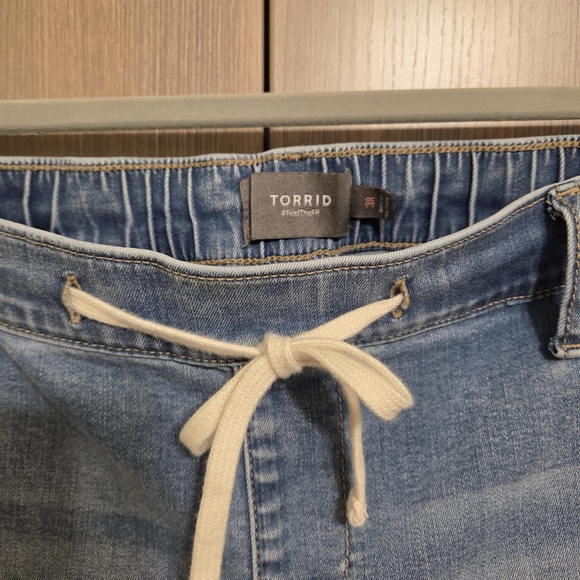 Torrid Wide Leg Jeans - Picture 6 of 6